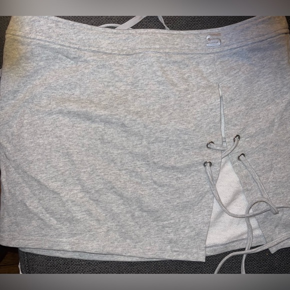 2 Piece Grey Set - Picture 5 of 6